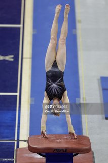 Jade Carey feet photo thumbnail