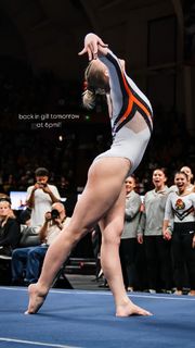 Jade Carey feet photo thumbnail