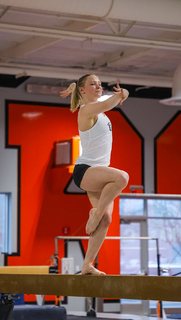 Jade Carey feet photo thumbnail