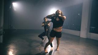 Jade Chynoweth feet photo thumbnail