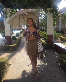 Jade Chynoweth feet photo thumbnail