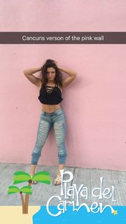 Jade Chynoweth feet photo thumbnail