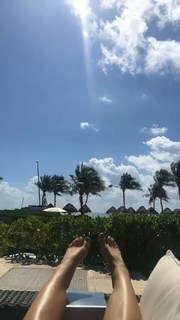 Jade Chynoweth feet photo thumbnail