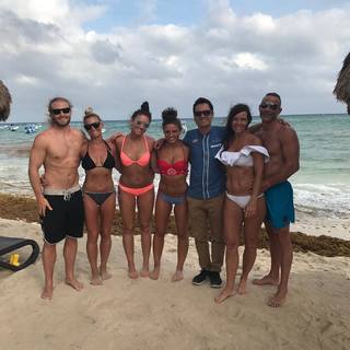 Jade Chynoweth feet photo thumbnail