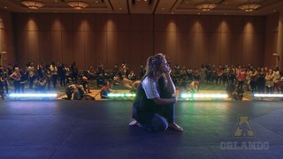 Jade Chynoweth feet photo thumbnail