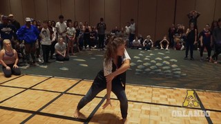 Jade Chynoweth feet photo thumbnail