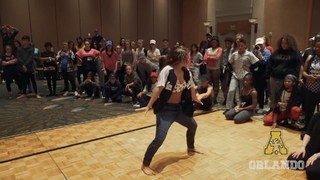 Jade Chynoweth feet photo thumbnail