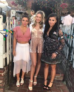 Jade Chynoweth feet photo thumbnail