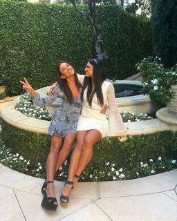 Jade Chynoweth feet photo thumbnail