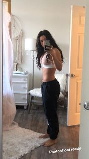 Jade Chynoweth feet photo thumbnail