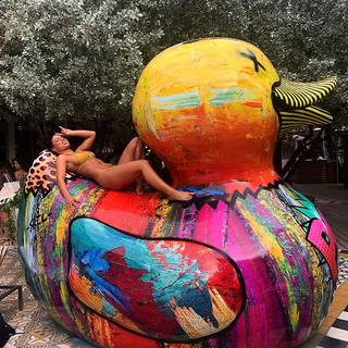 Jade Chynoweth feet photo thumbnail