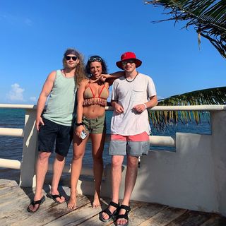 Jade Chynoweth feet photo thumbnail