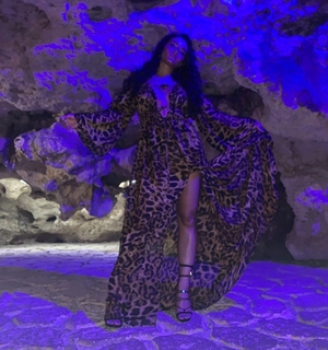 Jade Chynoweth feet photo thumbnail