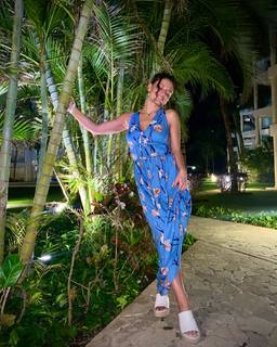 Jade Chynoweth feet photo thumbnail