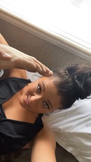 Jade Chynoweth feet photo thumbnail