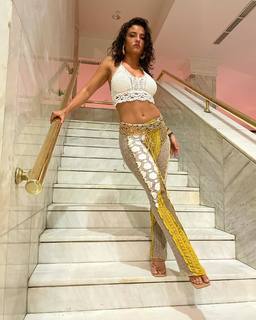 Jade Chynoweth feet photo thumbnail