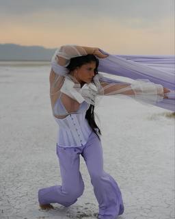 Jade Chynoweth feet photo thumbnail