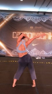 Jade Chynoweth feet photo thumbnail