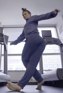 Jade Chynoweth feet photo thumbnail