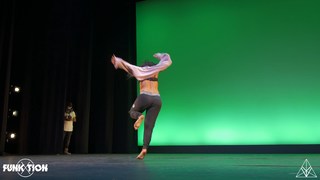 Jade Chynoweth feet photo thumbnail