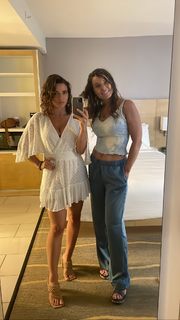 Jade Chynoweth feet photo thumbnail