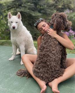 Jade Chynoweth feet photo thumbnail