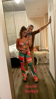 Jade Chynoweth feet photo thumbnail