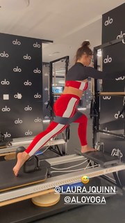 Jade Chynoweth feet photo thumbnail