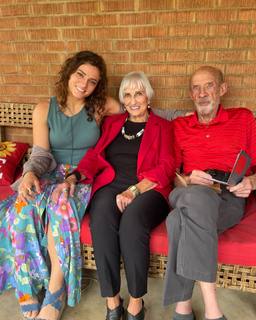 Jade Chynoweth feet photo thumbnail