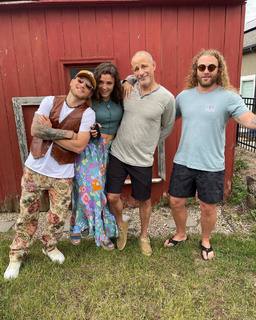 Jade Chynoweth feet photo thumbnail