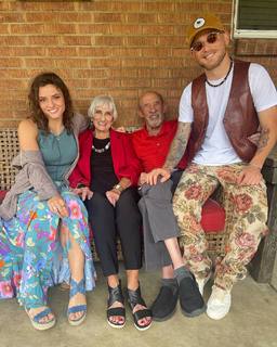 Jade Chynoweth feet photo thumbnail