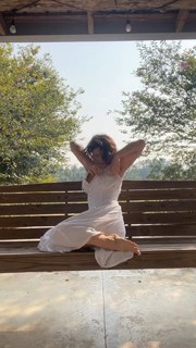 Jade Chynoweth feet photo thumbnail