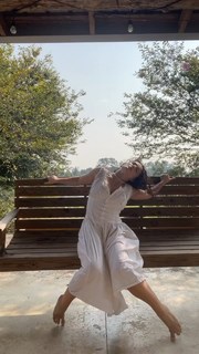 Jade Chynoweth feet photo thumbnail