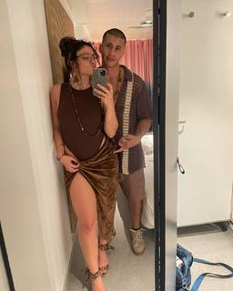 Jade Chynoweth feet photo thumbnail