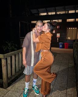 Jade Chynoweth feet photo thumbnail