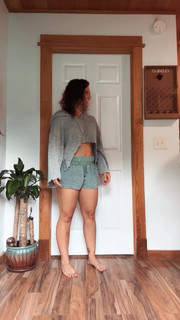 Jade Chynoweth feet photo thumbnail
