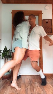 Jade Chynoweth feet photo thumbnail