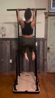 Jade Chynoweth feet photo thumbnail