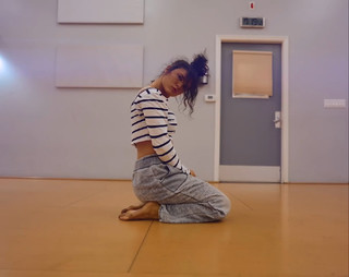 Jade Chynoweth feet photo thumbnail