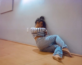 Jade Chynoweth feet photo thumbnail