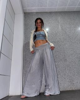 Jade Chynoweth feet photo thumbnail