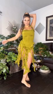 Jade Chynoweth feet photo thumbnail