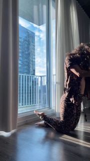 Jade Chynoweth feet photo thumbnail