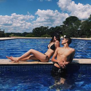 Jade Picon feet photo thumbnail