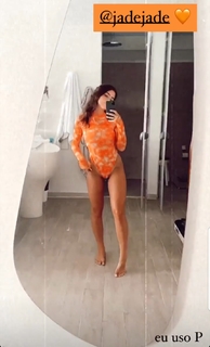 Jade Picon feet photo thumbnail
