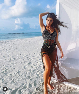 Jade Picon feet photo thumbnail