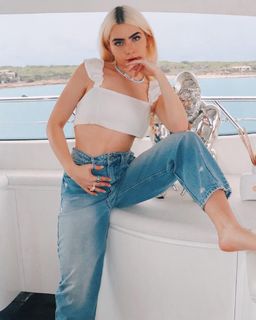 Jade Picon feet photo thumbnail