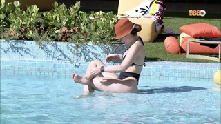 Jade Picon feet photo thumbnail