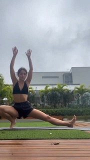 Jade Picon feet photo thumbnail