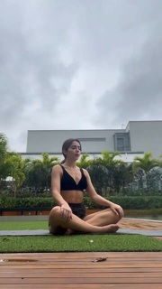 Jade Picon feet photo thumbnail